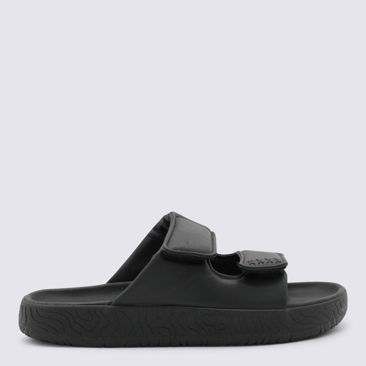 Veja Sandals - Blacks and greys | 7e071964f1f0e4b79095a8de0f5e09f786f170e1