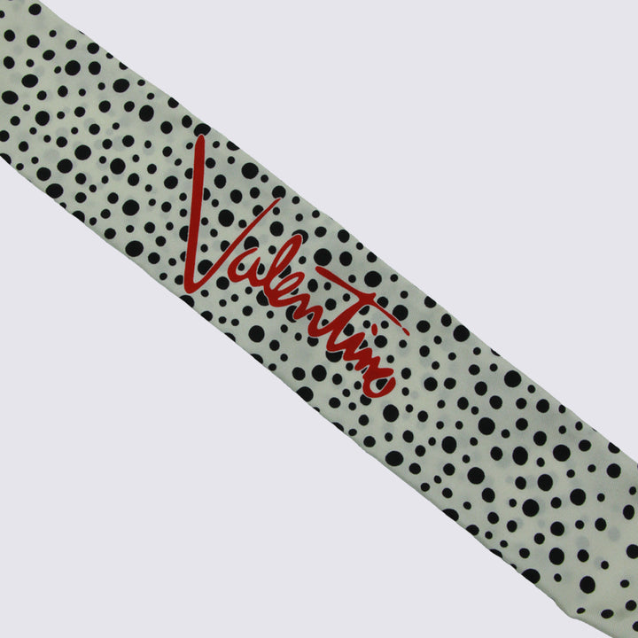 Valentino Garavani Scarfs - VANIGLIA-NERO-ROSSO/VANIGLIA | b91a30185529671770c5af74c51c8a28192e35ae