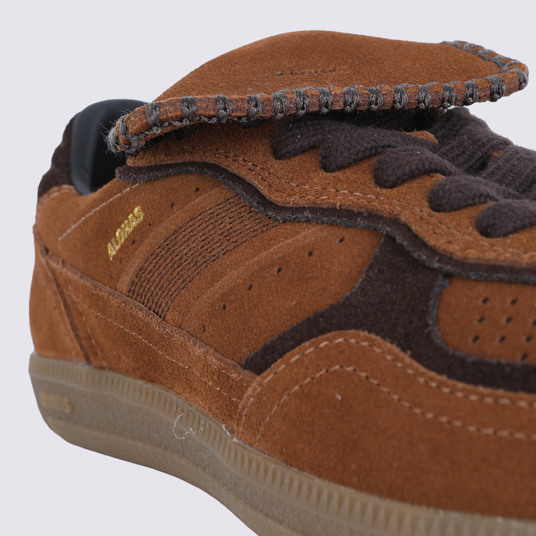 Alohas Sneakers - Scuri | daff89bc55beb0e6874f8c4a92b116e4d06651b4