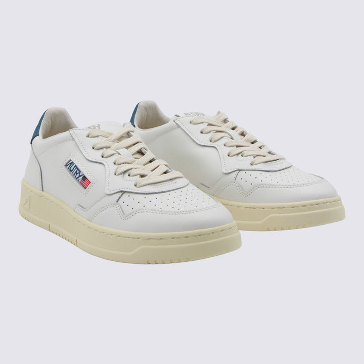 Autry Sneakers - WHITE/MALBLUE | b04f22377bea0e19dc3d3e39d22630fc90fc6d83