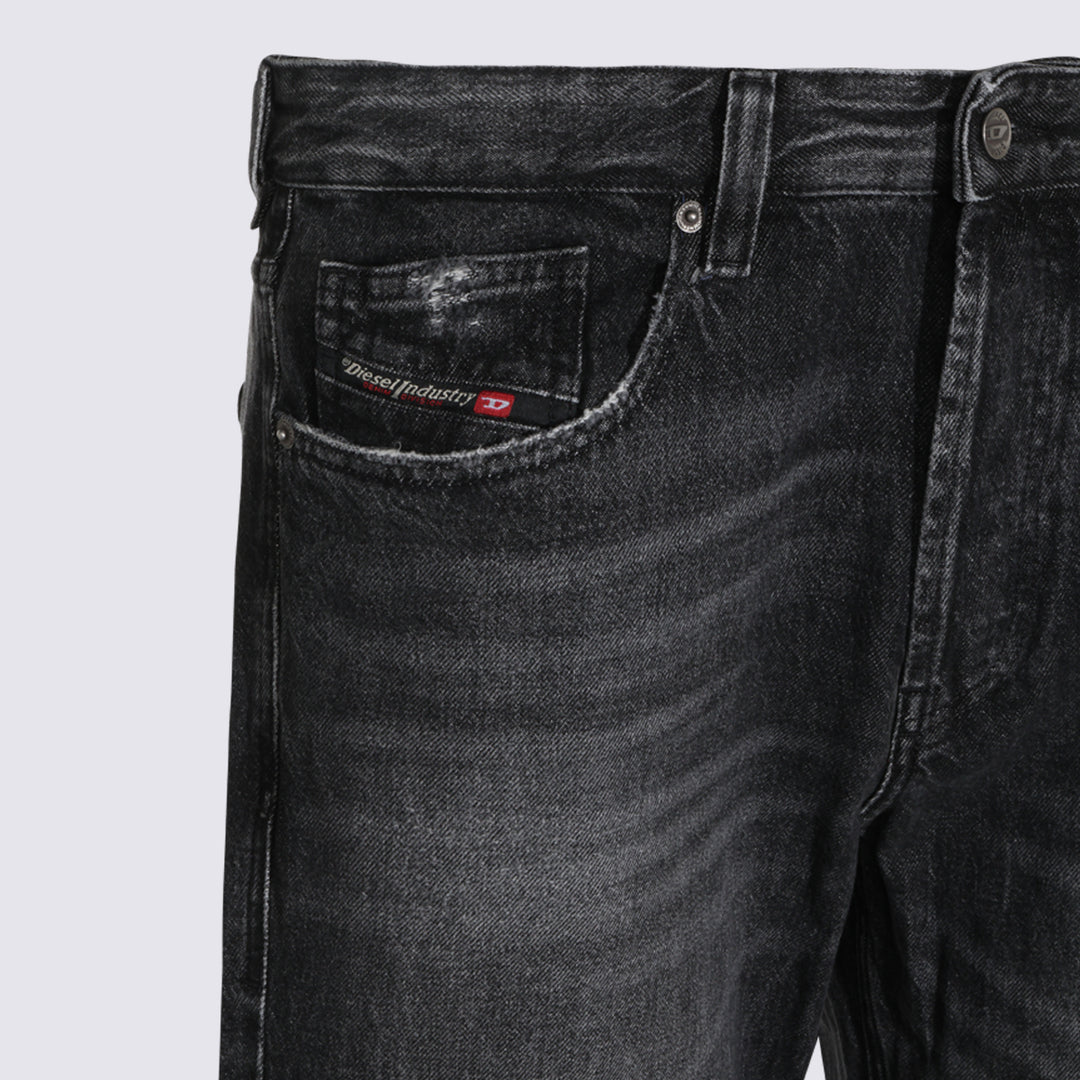 Diesel Jeans - Grey | 6e5b65dd0f1dc0e3fb1b650c04e5350347ca6067