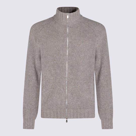 Sweaters Sand