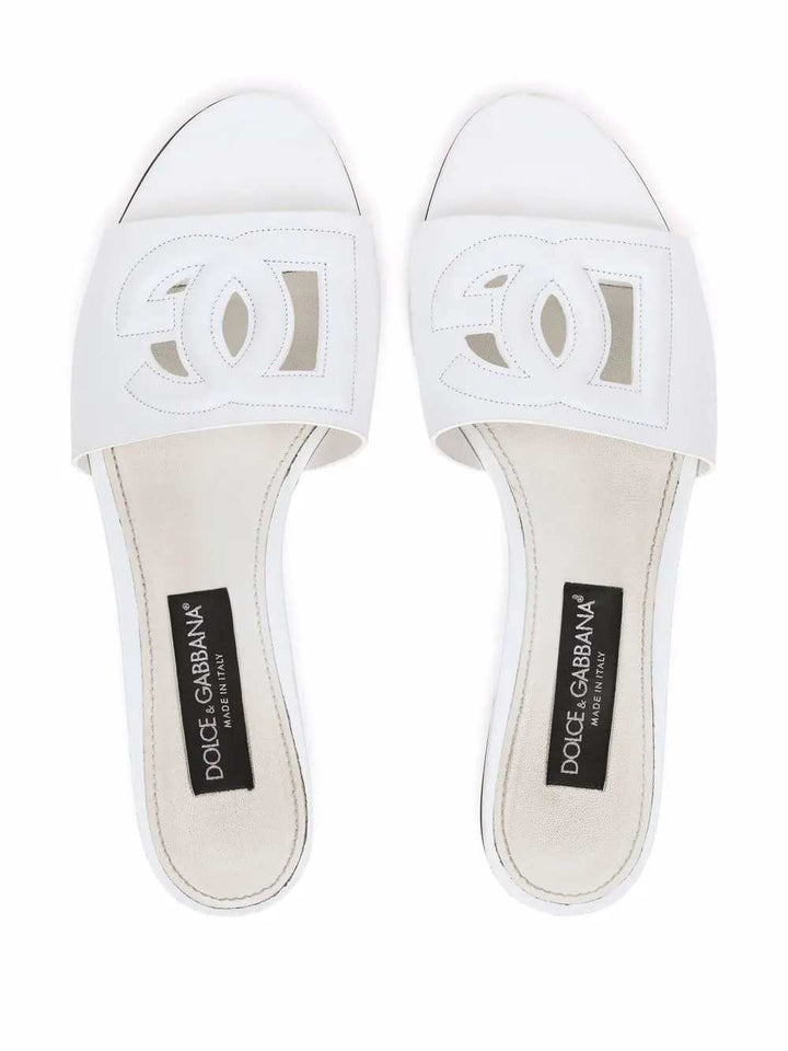Dolce & Gabbana Slippers - White | d64fc6bed7a24aad910326cb2e1adca66a244ab3