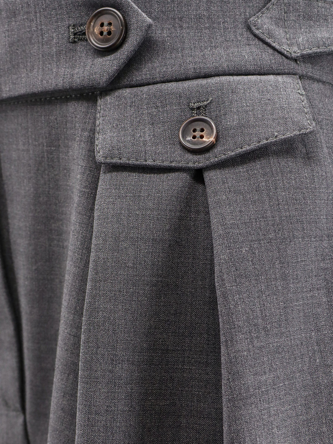 Brunello Cucinelli Shorts - Blacks and greys | f377b23370d19fd64ea2ff6a74cb70ea7a346bc9