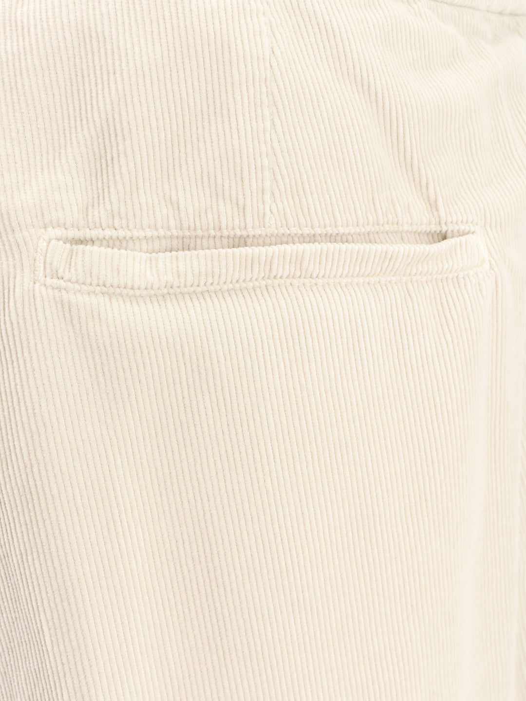 Brunello Cucinelli  - Light and natural | 4d4aecb805ef7fe66597cb735ed91ce82c508d94