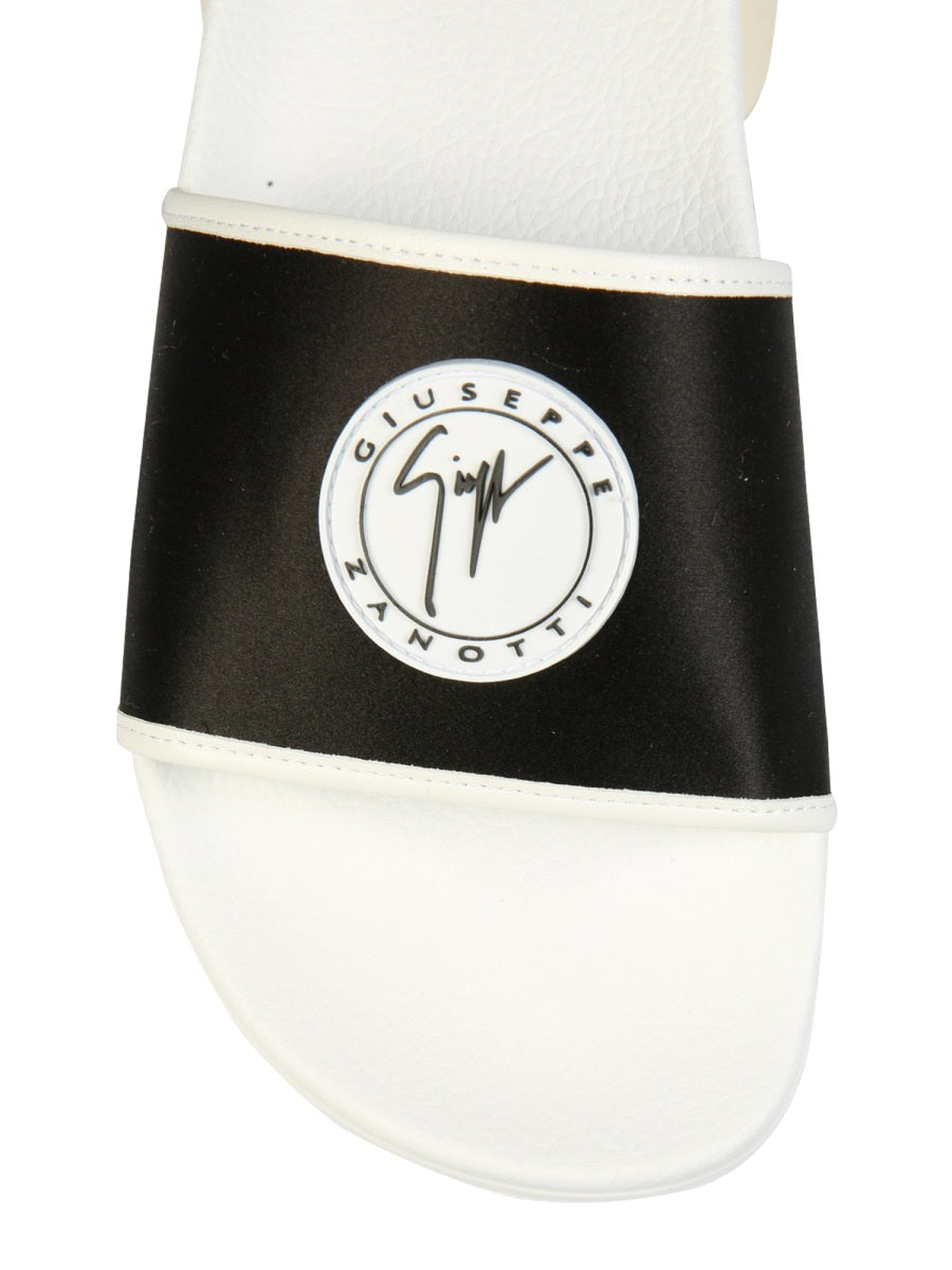 Giuseppe Zanotti Sandals - Black | Wanan Luxury