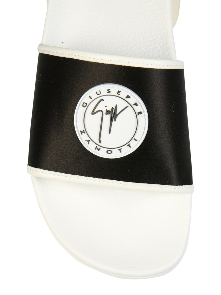 Giuseppe Zanotti Sandals - Black | Wanan Luxury