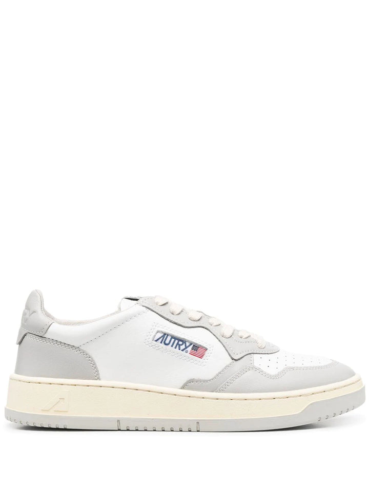 Autry Sneakers - White | 5ea2110a6e93f2a589164b5cd4cd8ed528436b1e