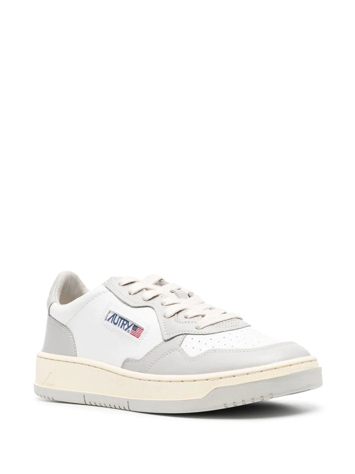 Autry Sneakers - White | 120dc444ef13005529059554b27a542f4bea3b89