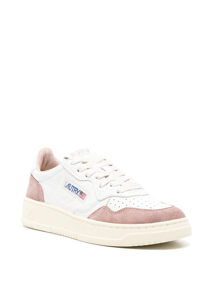 Autry Sneakers - White | eecc83f7d28977f016b8c257fe53b4e9ae6116b4