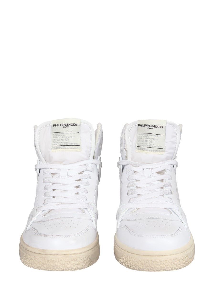 Philippe Model Sneakers - White | Wanan Luxury