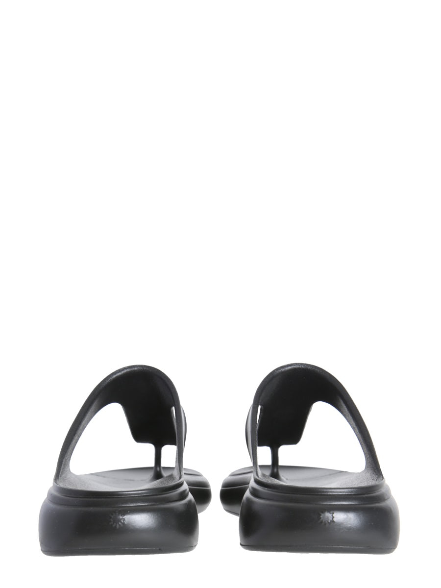 Stuart Weitzman Sandals - Black | 5f01d1e6b18471f23a88b0cffbf016f5ef459e0e