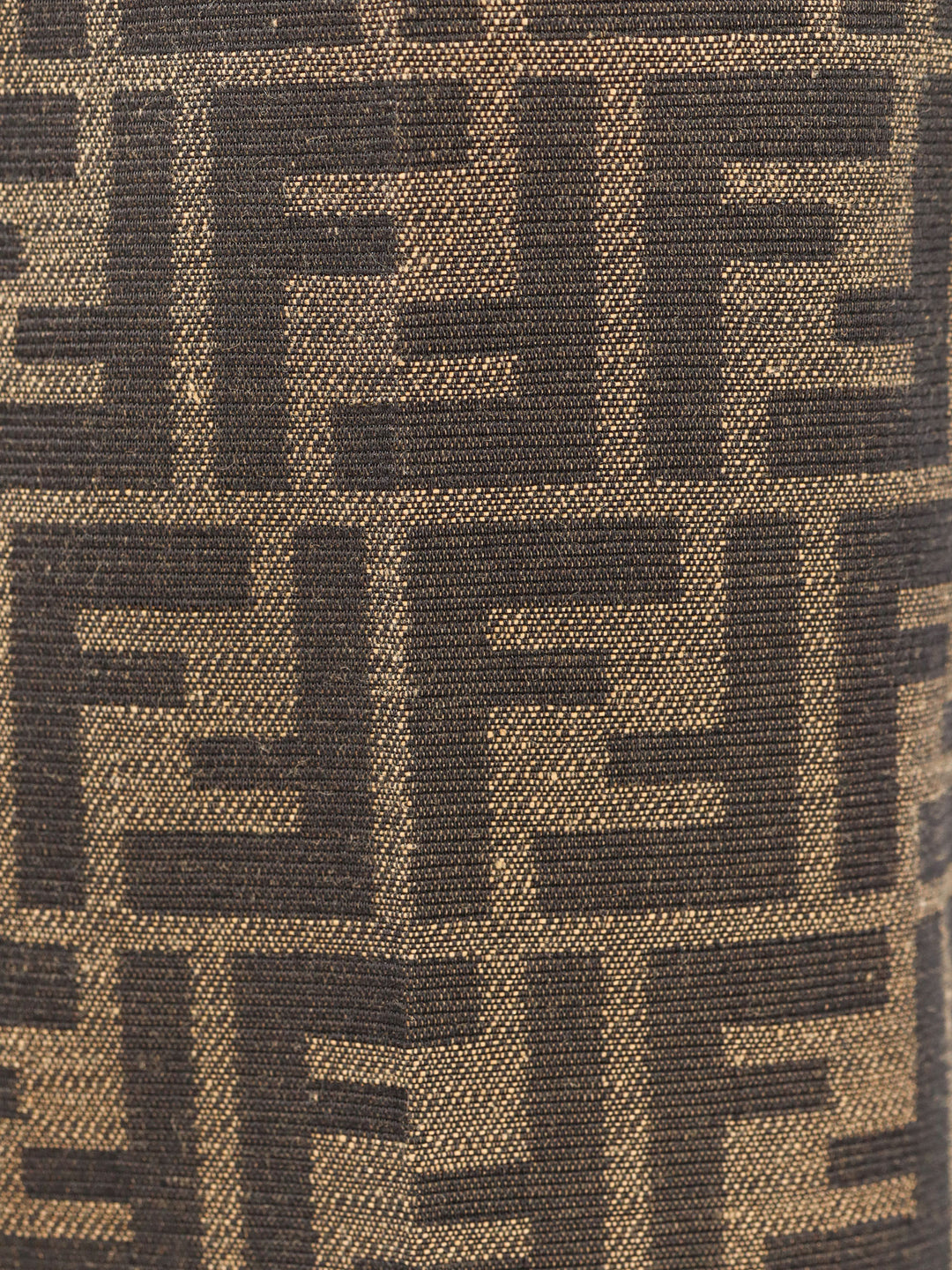 Fendi  - Brown | 8c97cdb36099f41bdc0097fcc5682a2762c3b43d