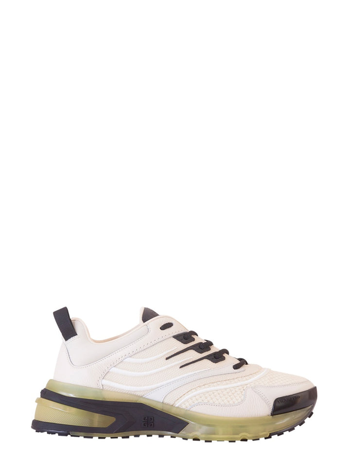 Givenchy Sneakers - White | f836a4d0912f9e7eb25419e60c14b8c875a93146