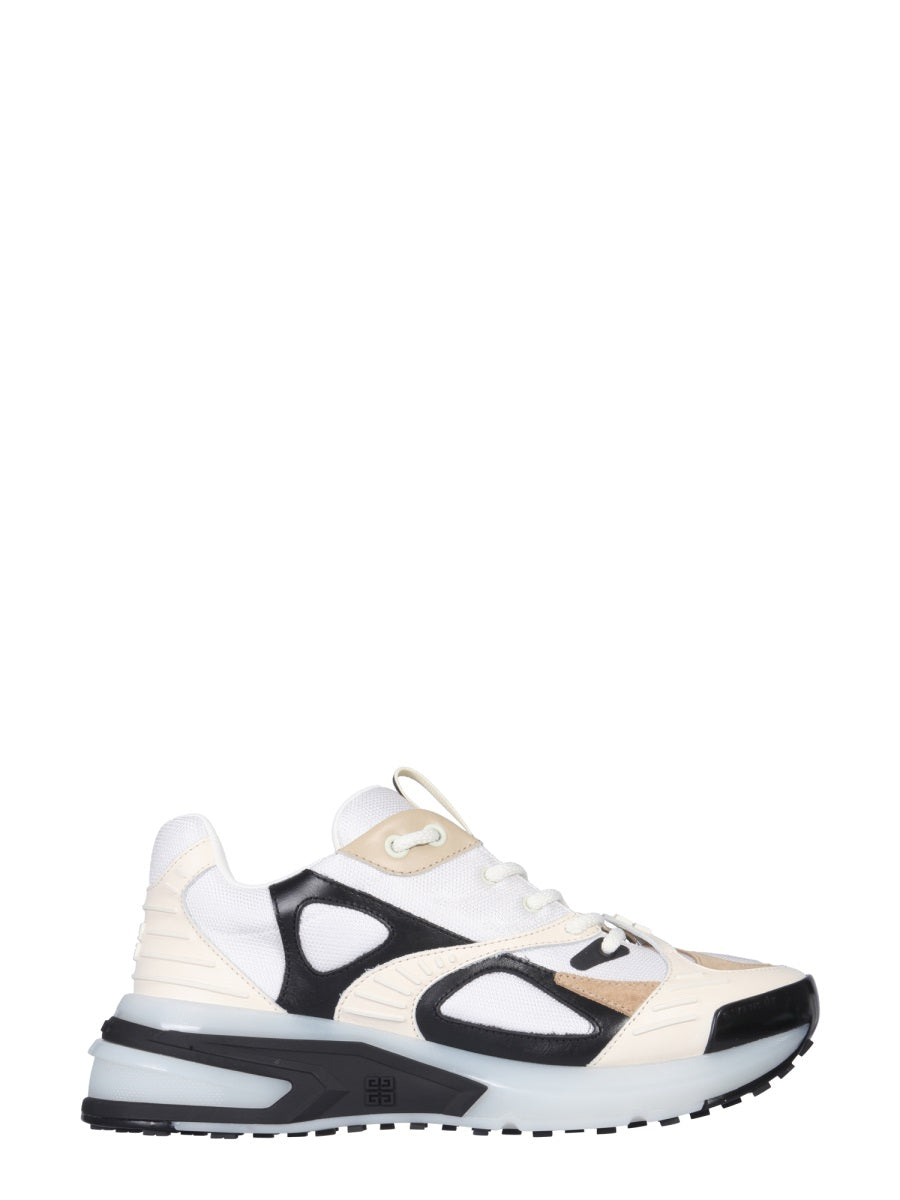 Givenchy Sneakers - White | Wanan Luxury