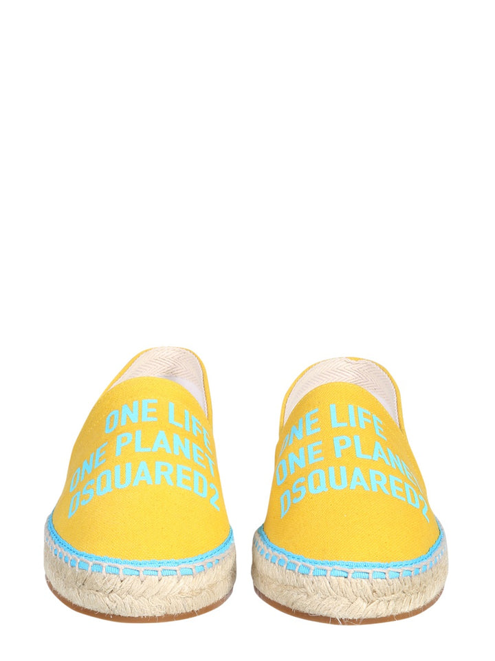 Dsquared2 Flat Shoes - Yellow | d96ec13b373556122624ab484463260c82a135cf