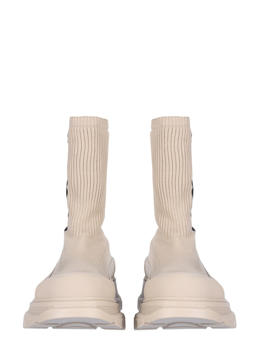 Alexander McQueen Boots - Beige | Wanan Luxury