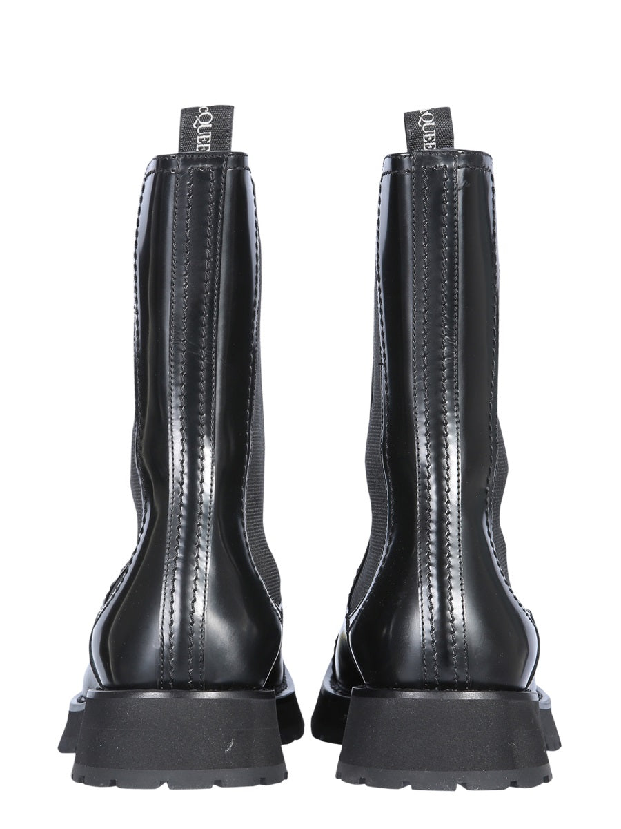 Alexander McQueen Boots - Black | Wanan Luxury