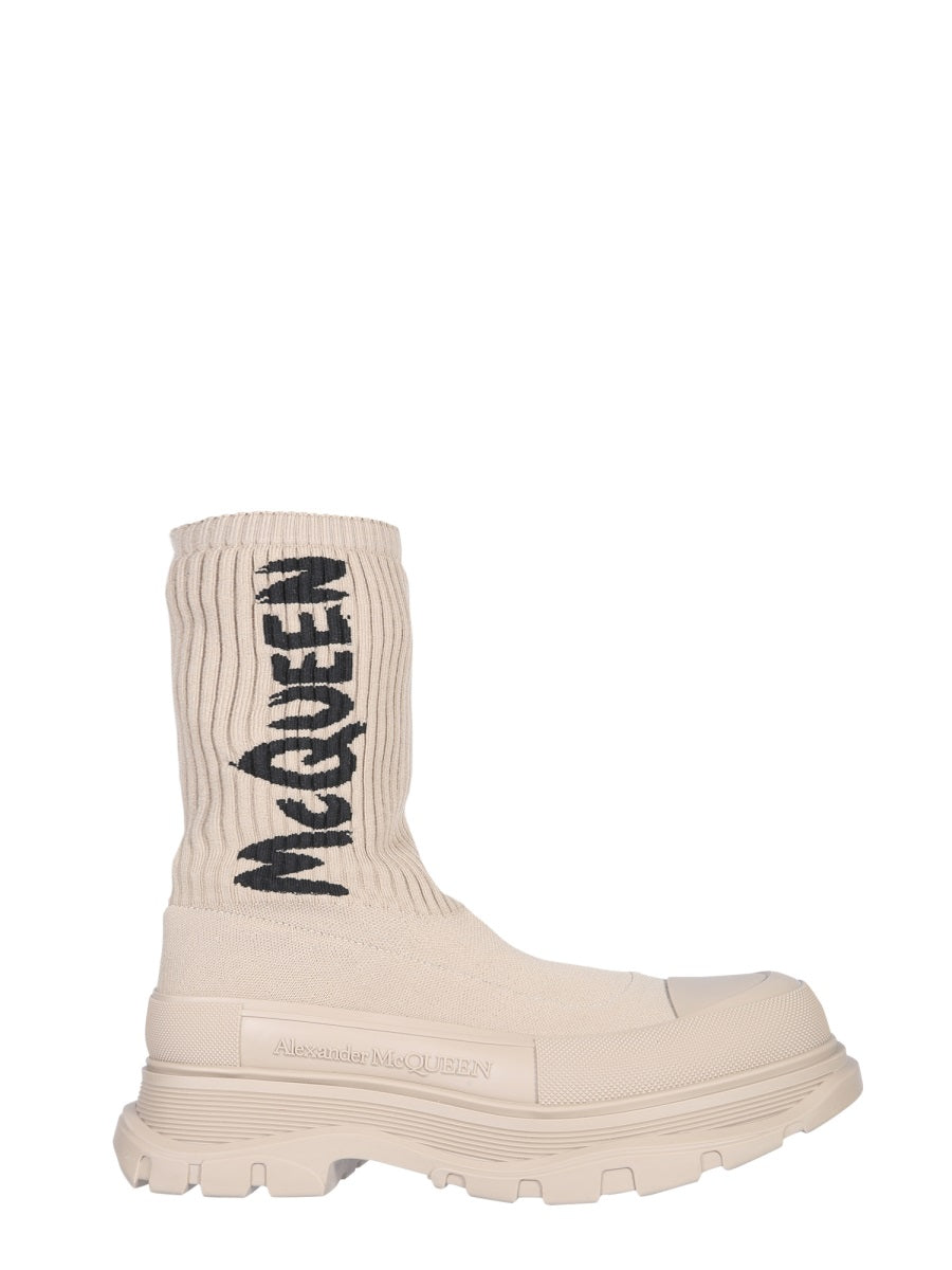 Alexander McQueen Boots - Beige | Wanan Luxury