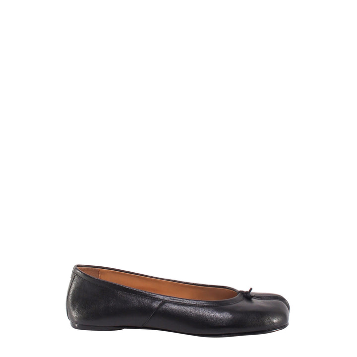 Maison Margiela Flat shoes - Blacks and greys | 1a7f71acaaf8f17da5cc3aeb89ffa221beac891b