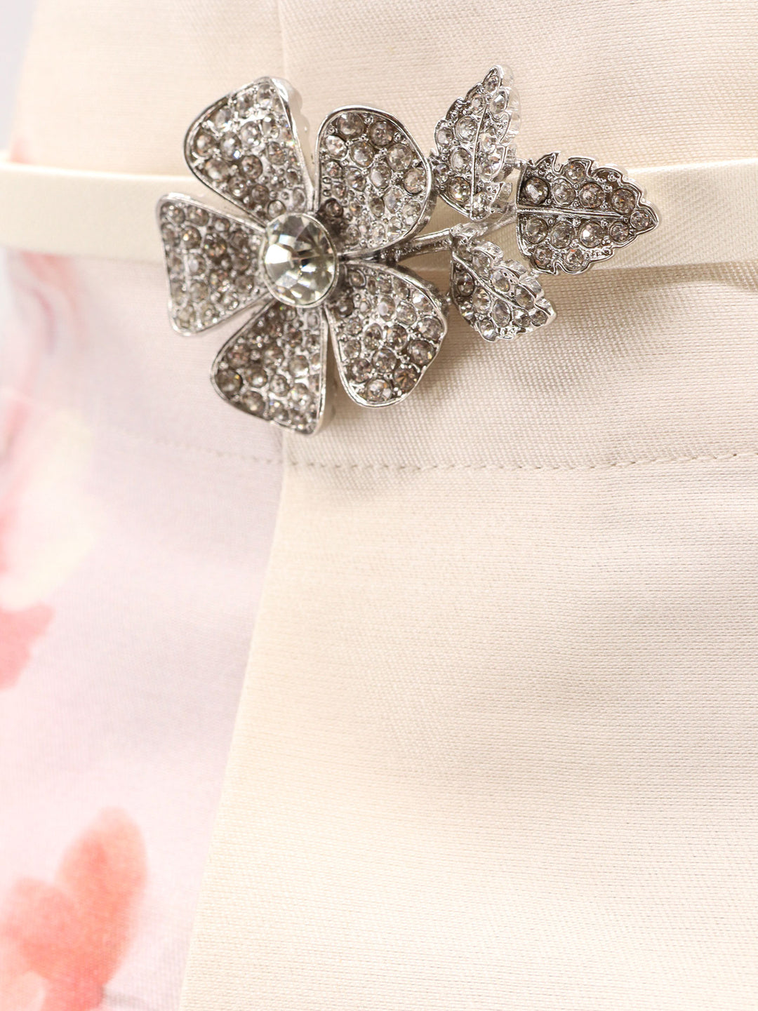 Zimmermann Shorts - Light and natural | 9ba3869033813f407d4621df4d4db9e6edc42b11