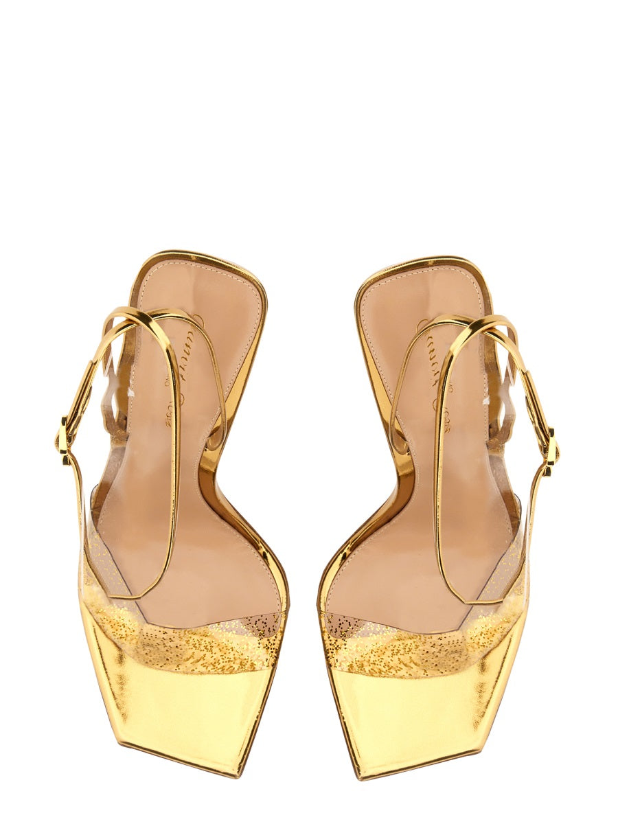 Gianvito Rossi pumps - Gold | Wanan Luxury