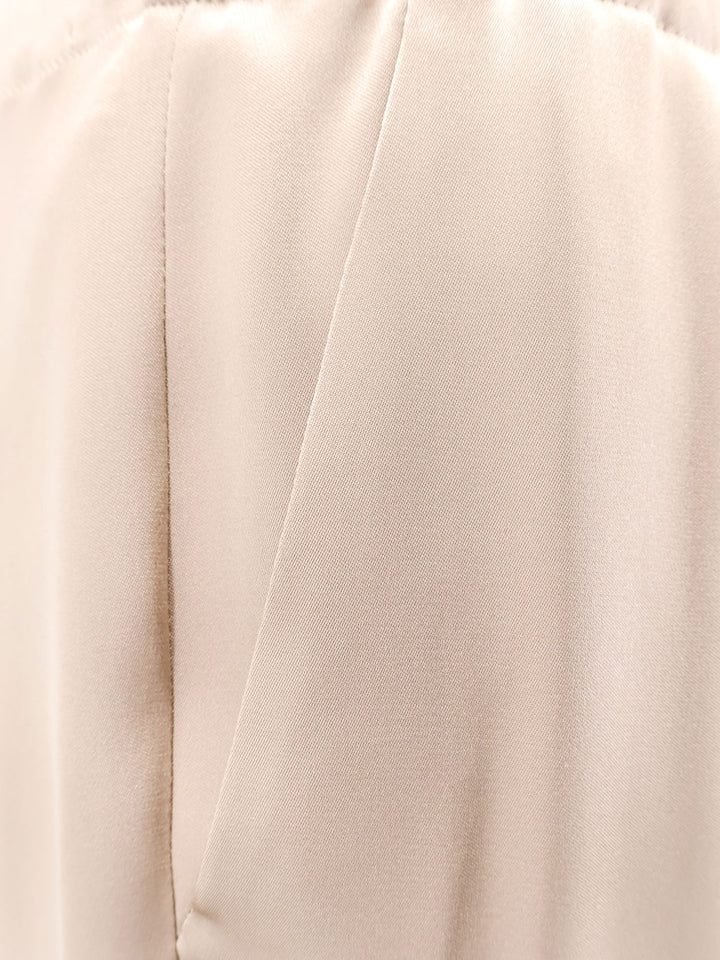 Giorgio Armani  - Light and natural | e131fb0c3e4f9c605ff68767bf5b82ee1b2a31aa