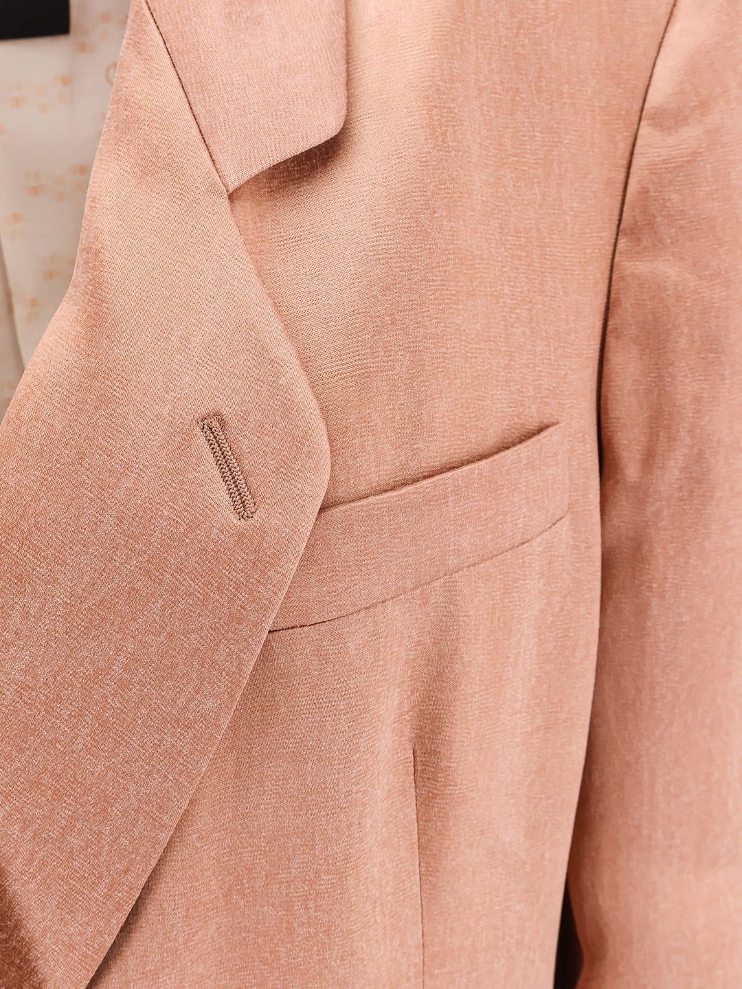 Giorgio Armani Clothing - Light and natural | 11aac31c3551a1838a8c8fd6ad1b14b75df0286b