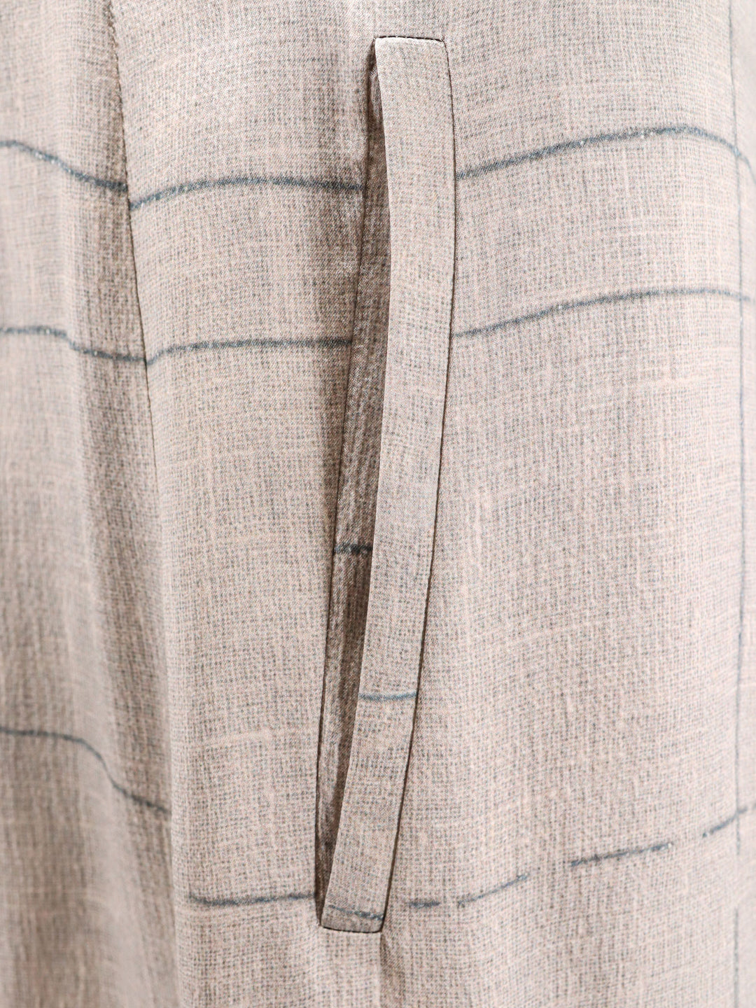 Giorgio Armani  - Blacks and greys | ba54e6d5d60bc4fd480467b858896b55dc9dccc1