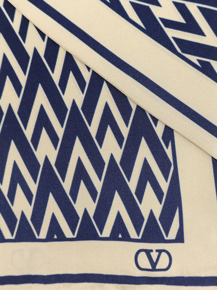 Valentino Garavani Scarfs - Blue and green | 90d10d766d13fa13c4d22f079ebc149706b39ef0