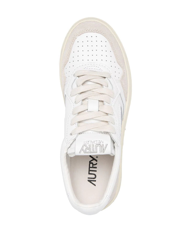Autry Sneakers - White | d745c9e01bd0a883602bb214b87d92f7028f192a