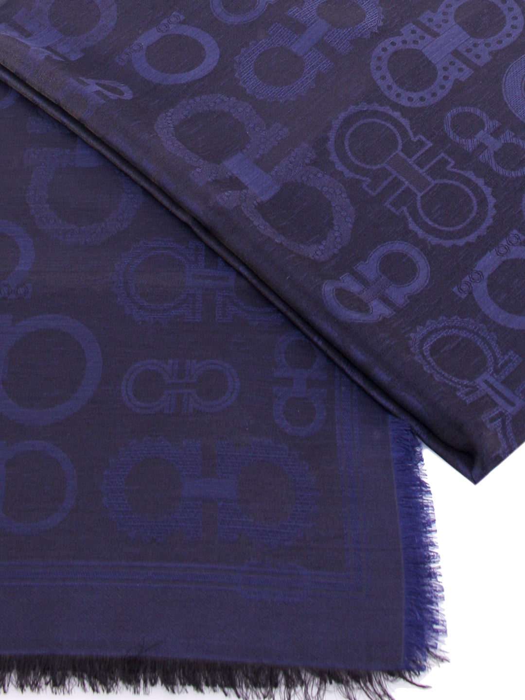 Ferragamo Scarfs - Blue and green | ddcdbb20bd9eb4be88fe51b9099edc304ab441fb