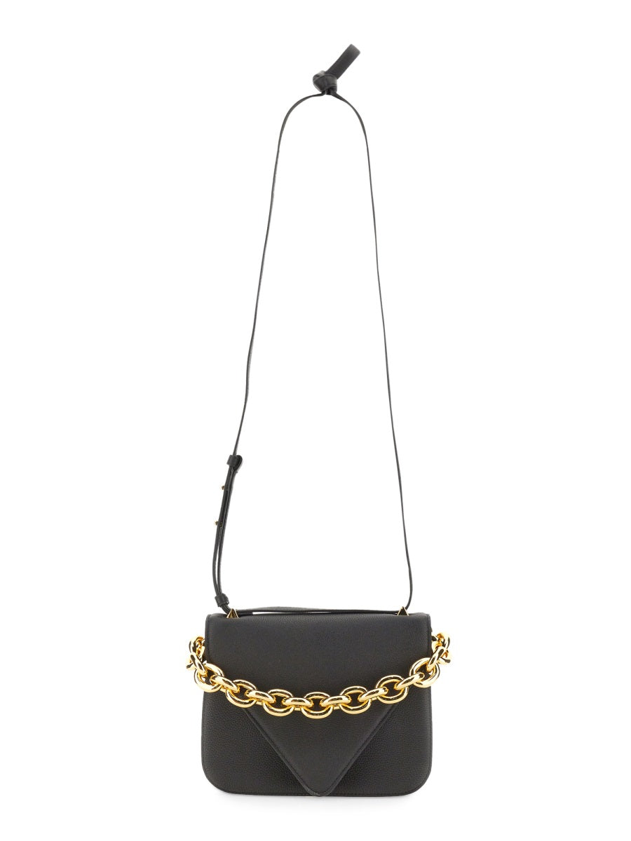 Bottega Veneta Shoulder Bags - Black | c02d457d8fa2c3a04fbce33d61940fc5eb456c5e