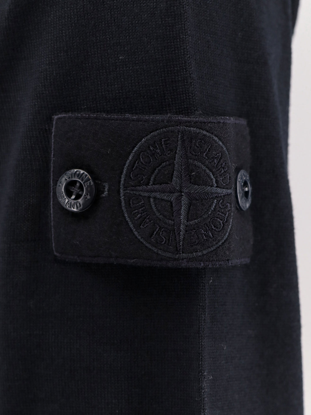 Stone Island Sweaters - Blue and green | 4aeec1b983815622ae1ea9a1793a1cdd6391e17b