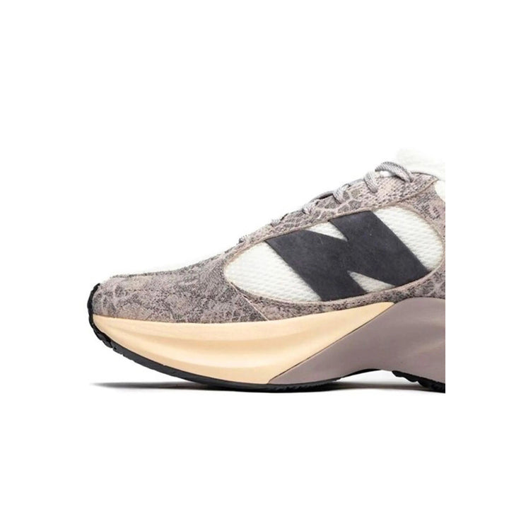 New Balance Sneakers - Gray | 5d2a301d04cd61a13f65431c07429f21d5f5b3fb