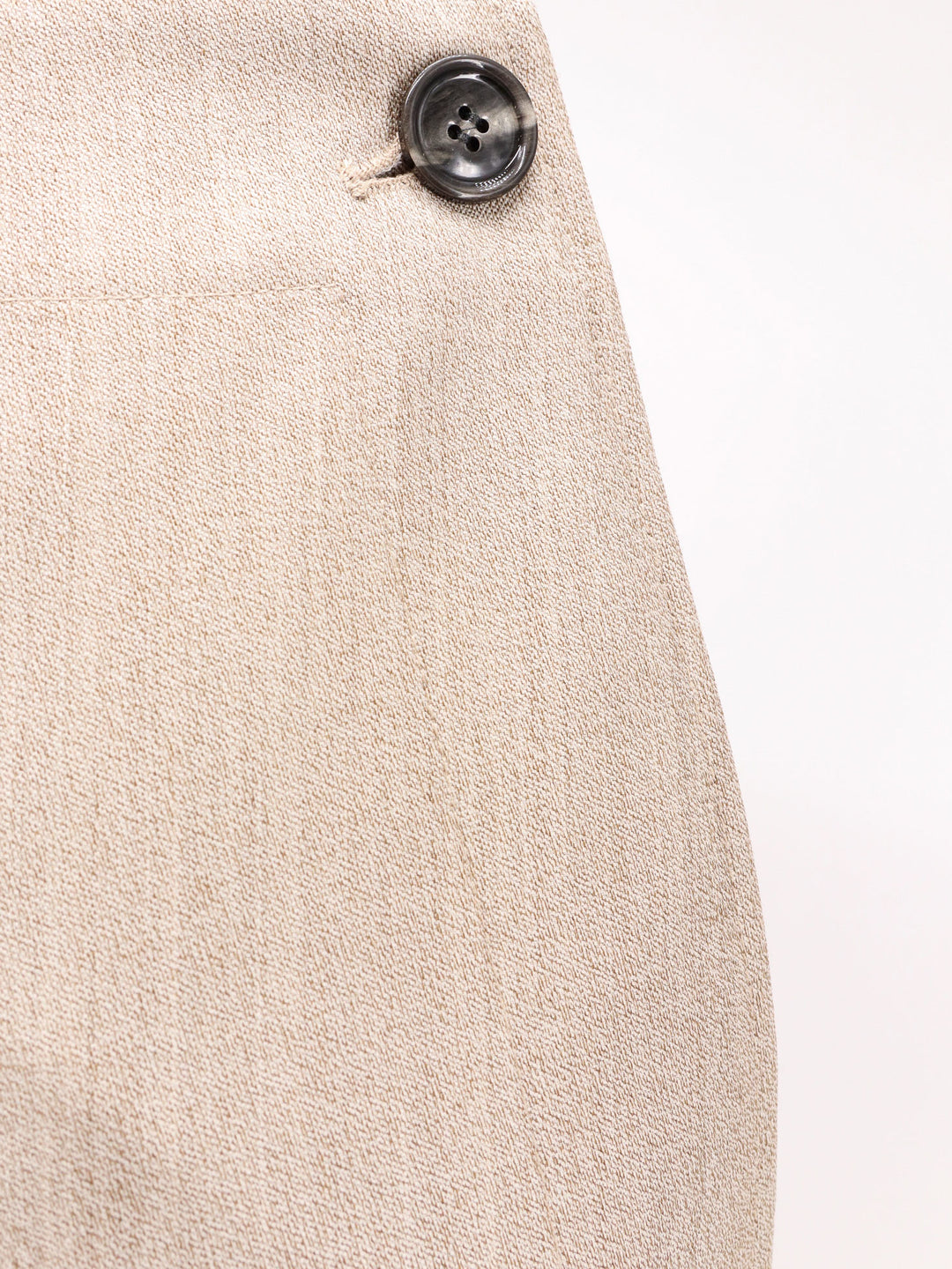 Ami Paris  - Light and natural | ae7fbab33e4f84600604cd81aa4cbbd6c3bc7f0e