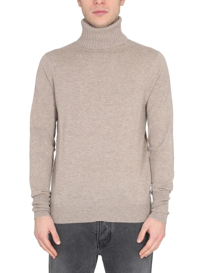 Ballantyne Sweaters - Dove | d3f0c942b81f1ee183898d72431d732a247886aa