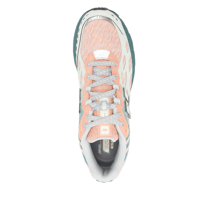 New Balance Sneakers - Green | c57792dd9763375acb7898590ae5d7fe70206934