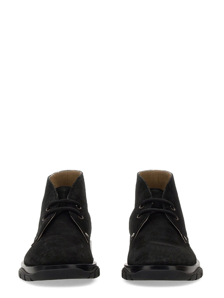 Alexander McQueen Boots - Black | Wanan Luxury