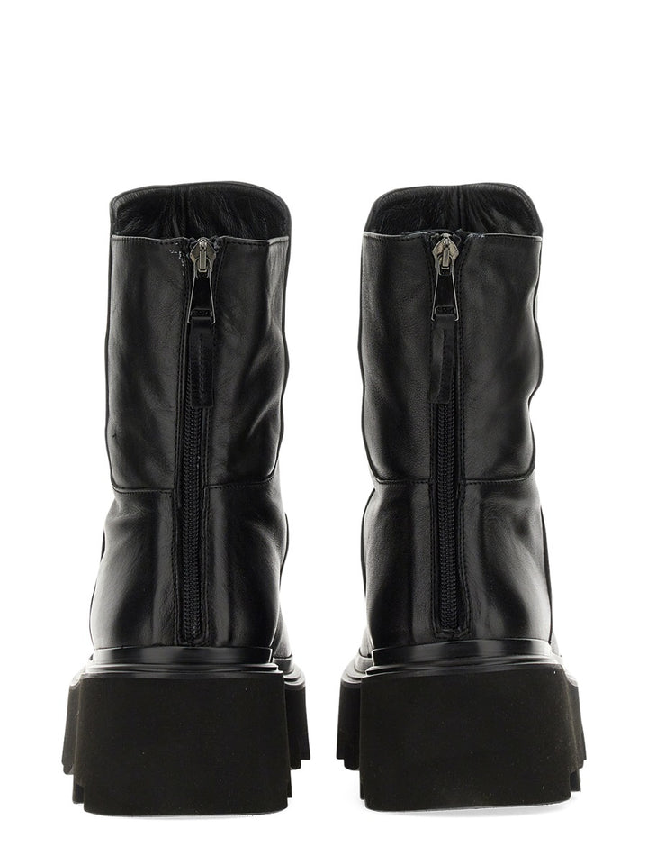 Elena Iachi Boots - Black | c0df7737a55564c9c1323ee9ae22b22610eae452