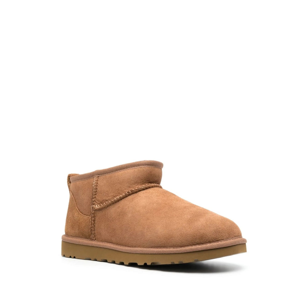 Ugg Shoes - Neutral | da07f3acf49a58257e5efaf95a95b22bf2cb059b