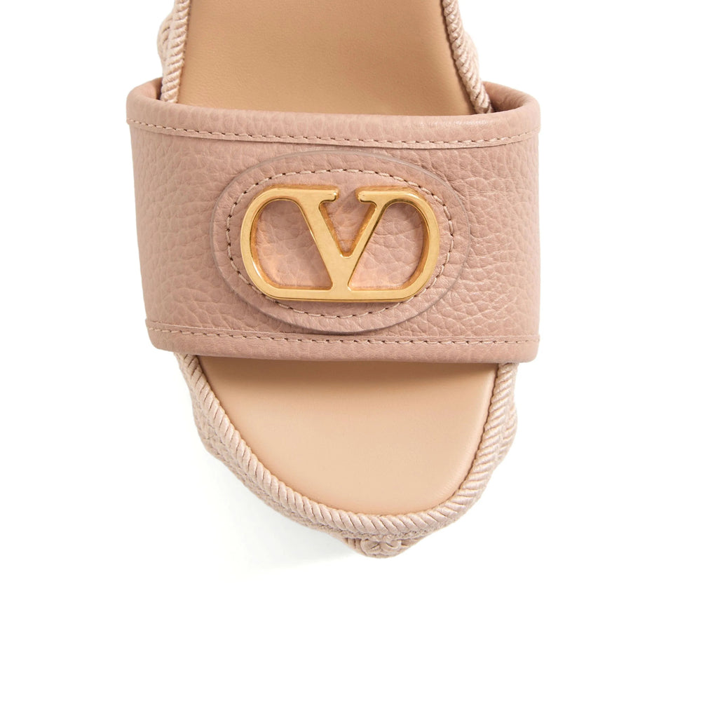 Valentino Garavani Shoes - Pink | e26cdbeaba090ac402a4a532b05944d353aa82ca