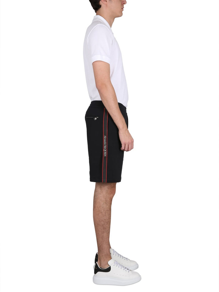 Alexander Mcqueen Shorts - Black | 1262c0bfe2711e46a05e29cac856f5eda4978a26