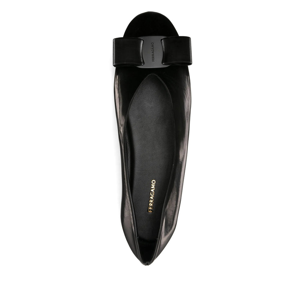 Ferragamo Shoes - Black | b998c1f9a146e6fd95d0edf778550d3b5f1c48ec