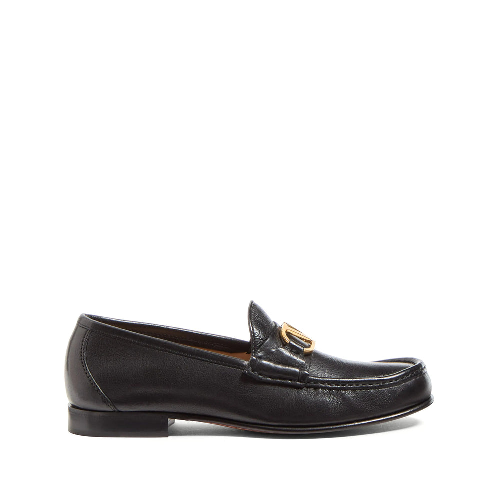 Valentino Garavani Shoes - Black | c76556d90ff73165cc238f634ddf4ec69256af01