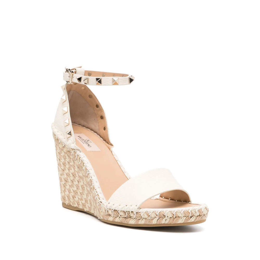 Valentino Garavani Shoes - Neutral | 5ddbd8fc5408a339fc75d2e8cdcb1aba31712998