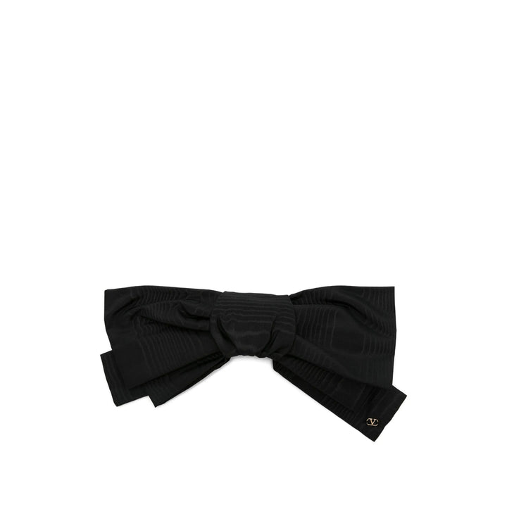 Valentino Garavani Pins - Black | ce1be947a3debb6aba5834ff67ddb514e7b52fad