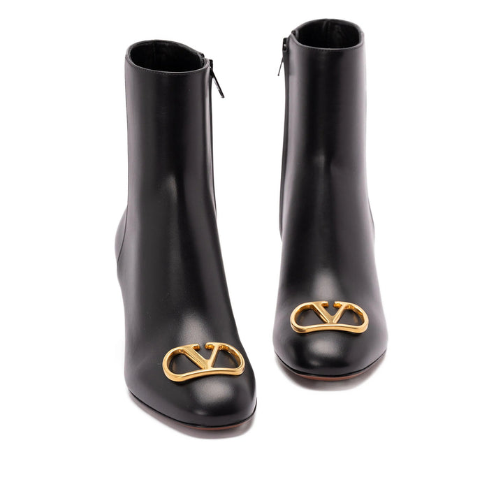 Valentino Garavani Shoes - Black | 37b24f81b53e0a9af26245a210698a1a96b481c4