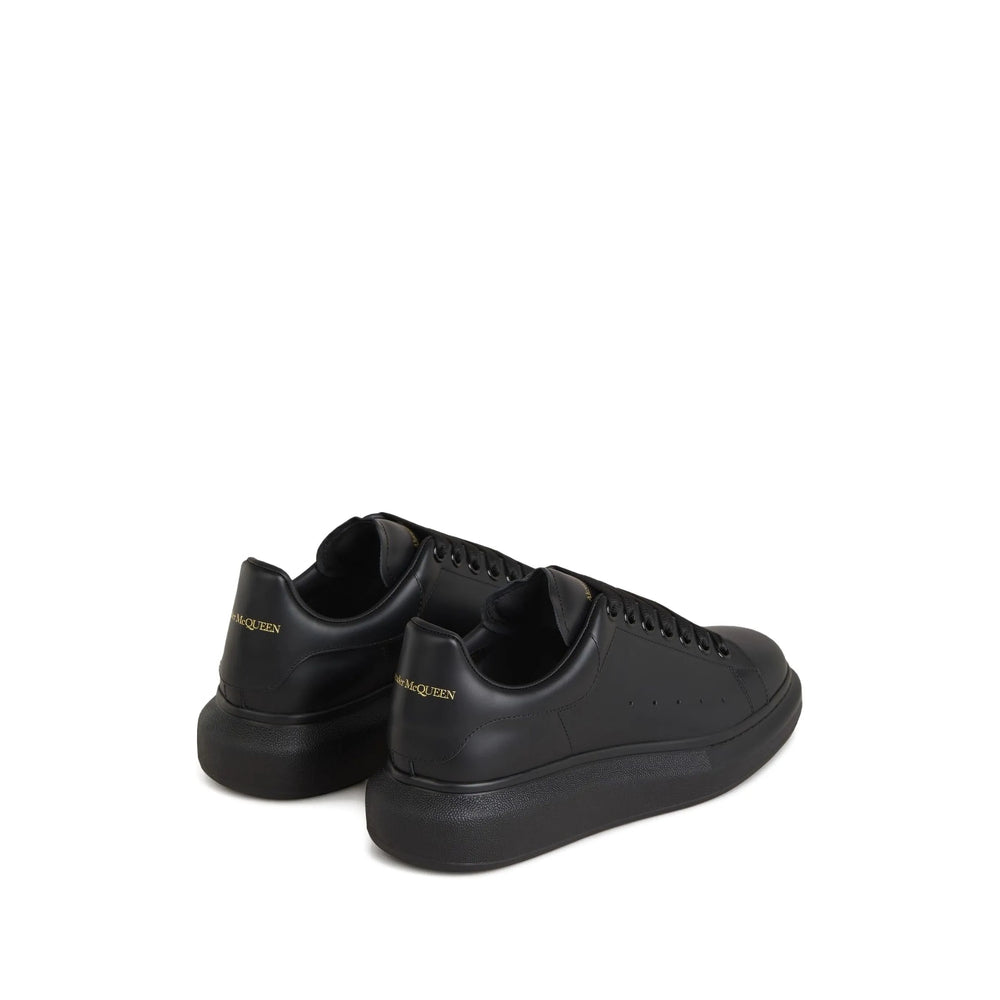 Alexander Mcqueen Sneakers - Black | e37c7d66108156db071354598411d4cb77f90339