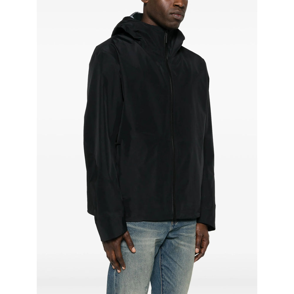 Veilance Outerwears - Black | b19c5dbd8f299e74ff76d1f728520b6f74f03da4